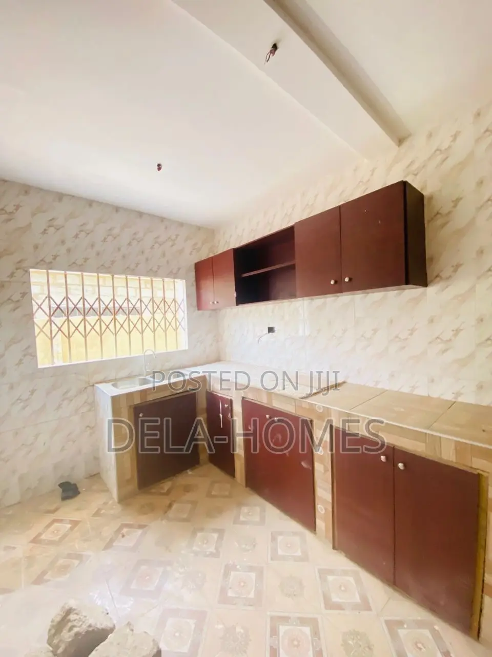 2bdrm Apartment in Ashaley Botwe, Lake Side Estate for rent
