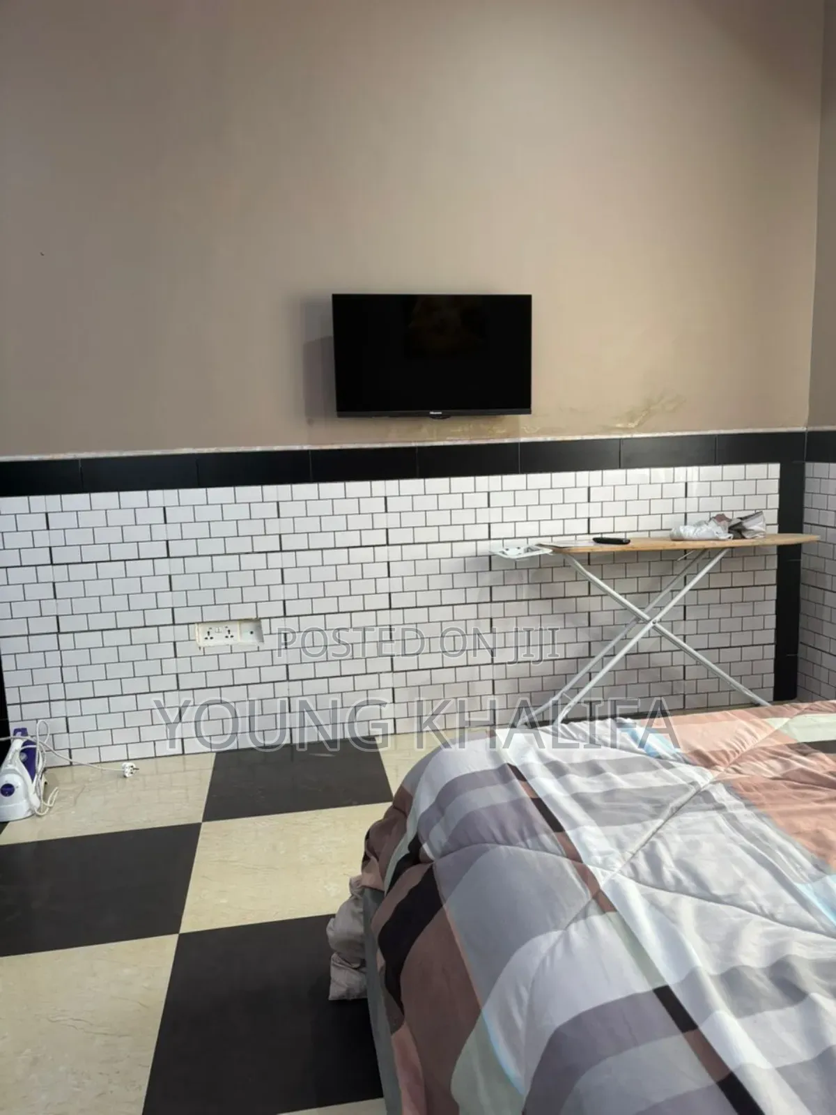 One Bedroom Apartment for Rent West Hills Mall