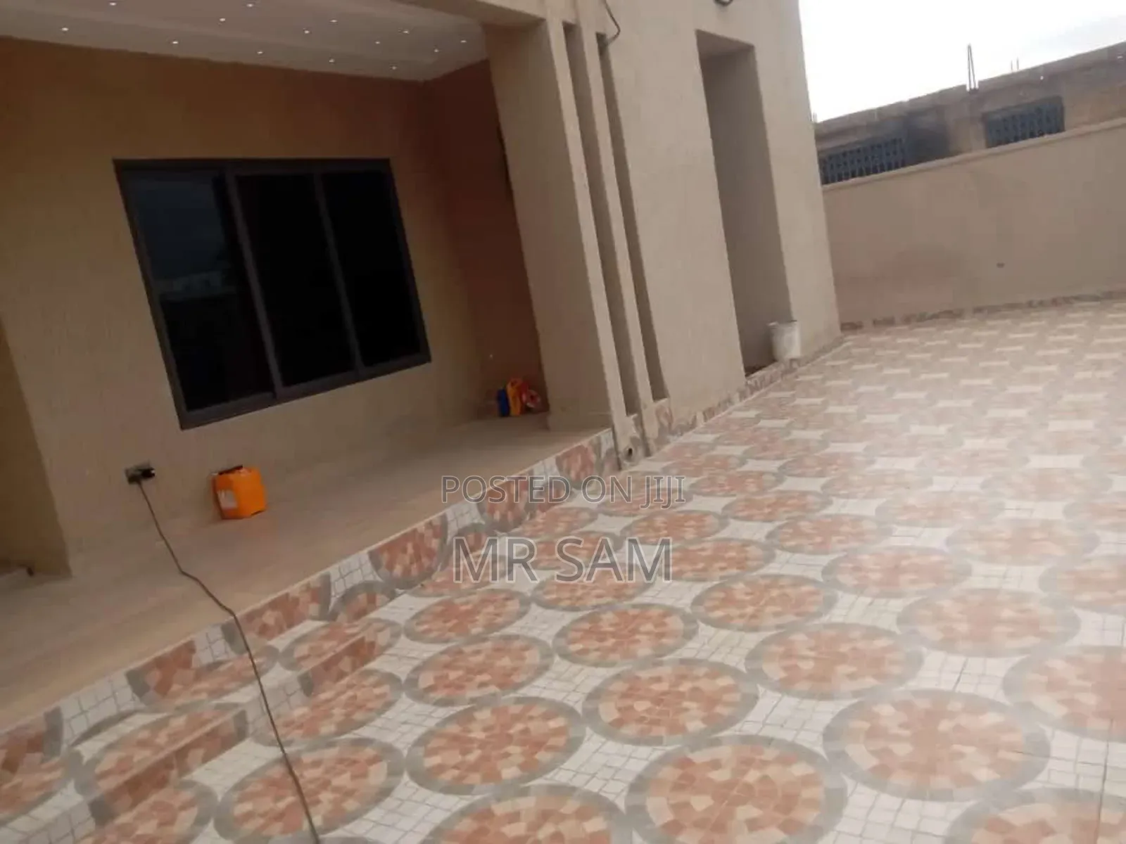 3bdrm House in Ablekuma Odumase for sale