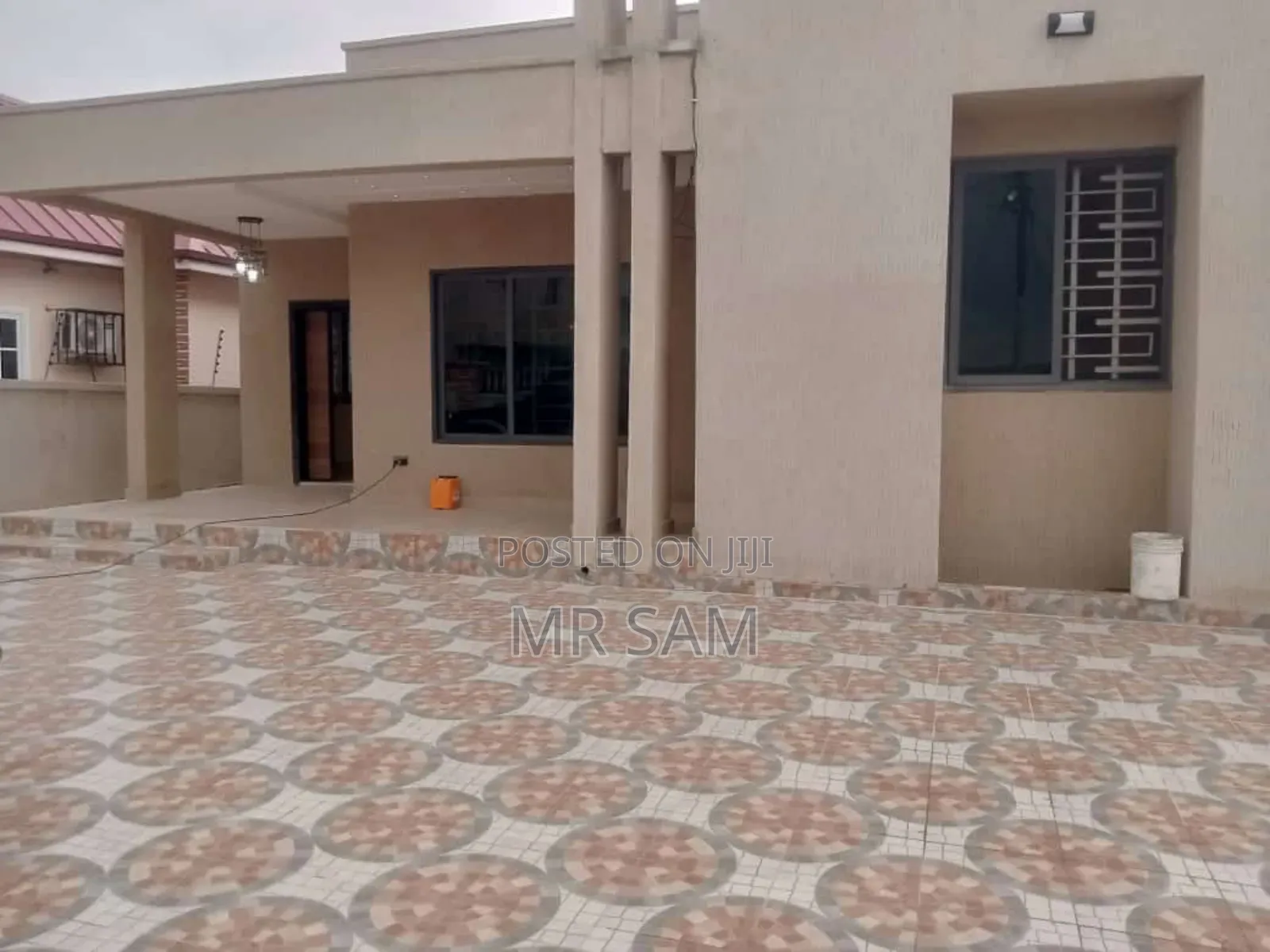 3bdrm House in Ablekuma Odumase for sale