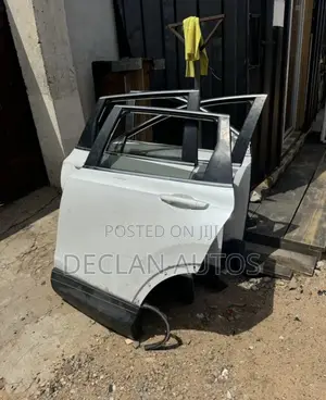 Honda Cr-v 2017 Back Left Door