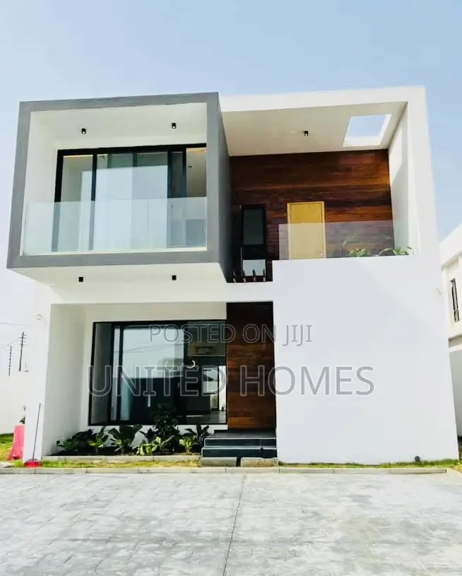 4bdrm House in East Legon for sale