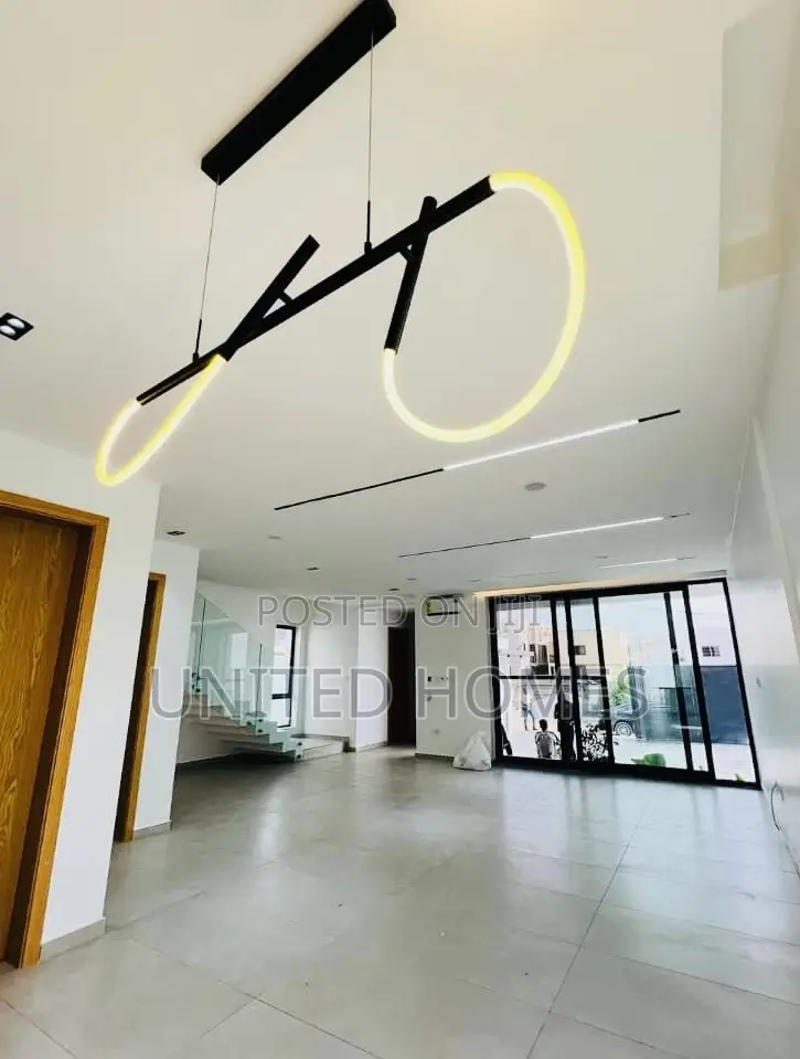 4bdrm House in East Legon for sale