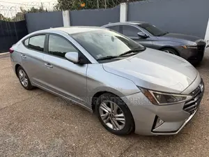 Hyundai Elantra SE 2020 Gray