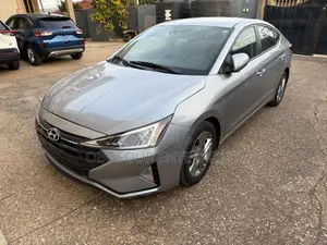 Hyundai Elantra SE 2020 Gray