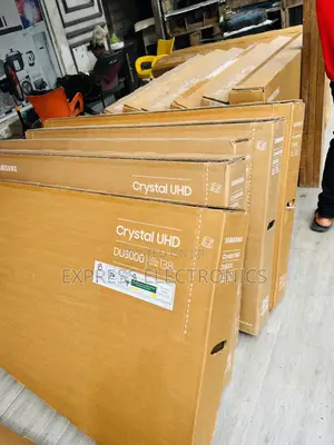 Crystal Uhd Smart Samsung 55”Du8000