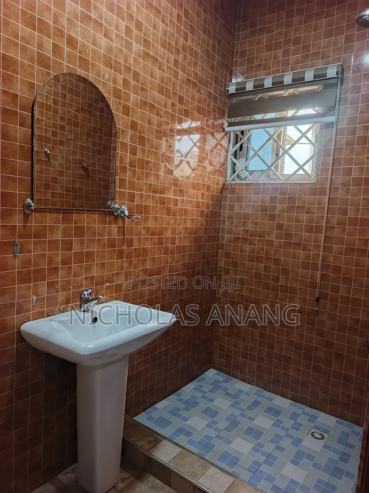 3bdrm Apartment in Dorns Properties, Tseaddo for rent