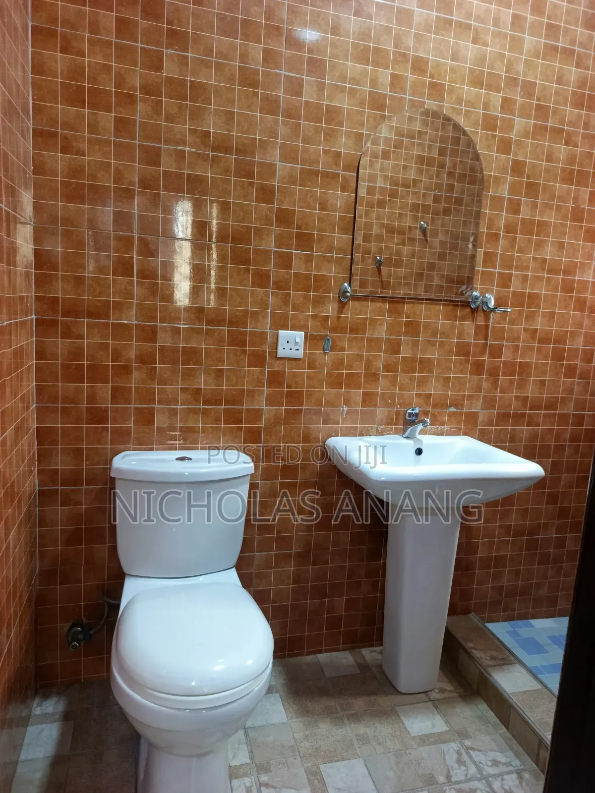 3bdrm Apartment in Dorns Properties, Tseaddo for rent