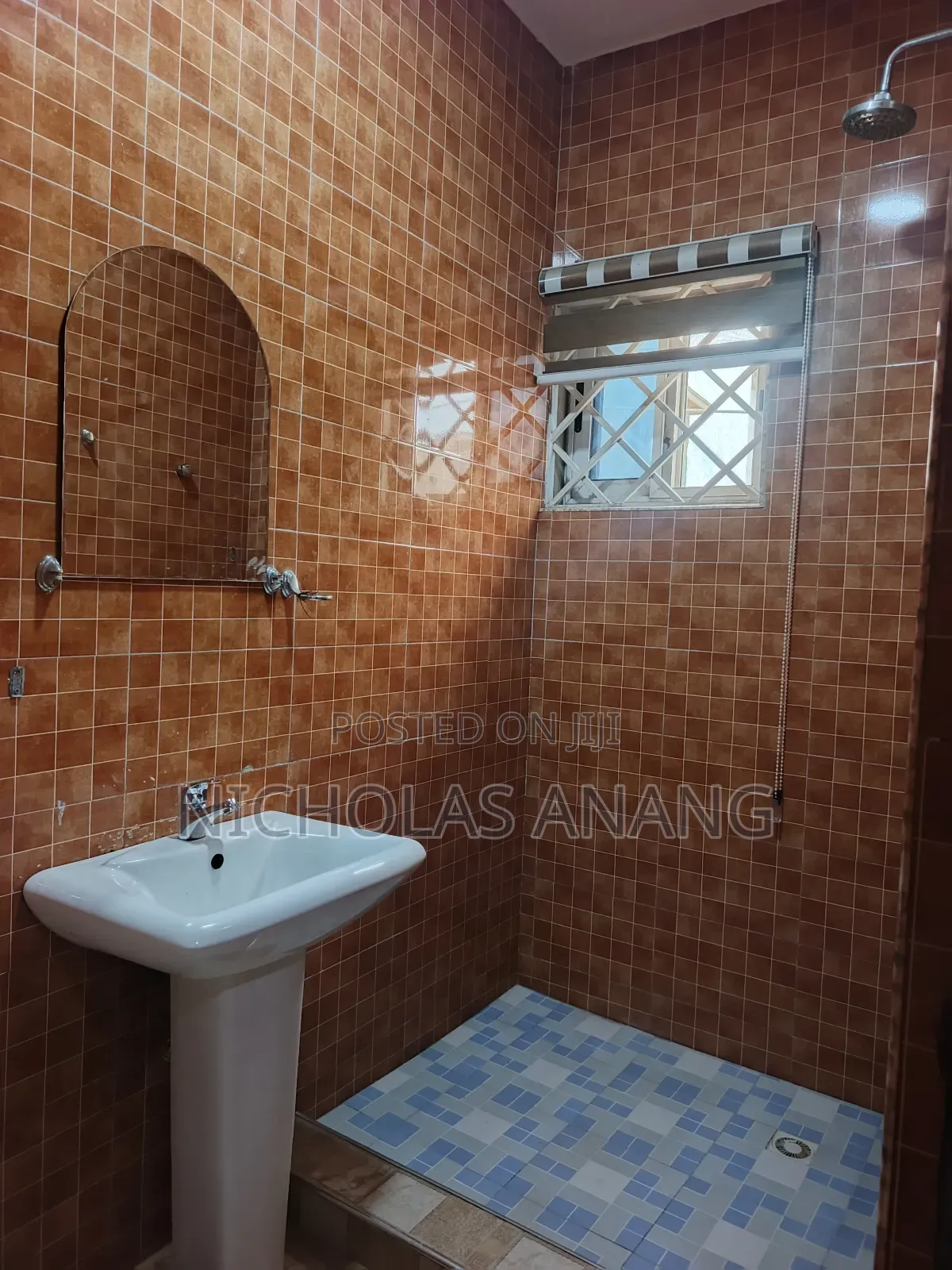 3bdrm Apartment in Dorns Properties, Tseaddo for rent