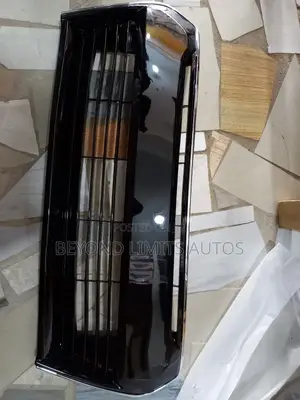 Toyota Corolla 2014,2015,2016 Bumper Grille/ Bumper Shell Se