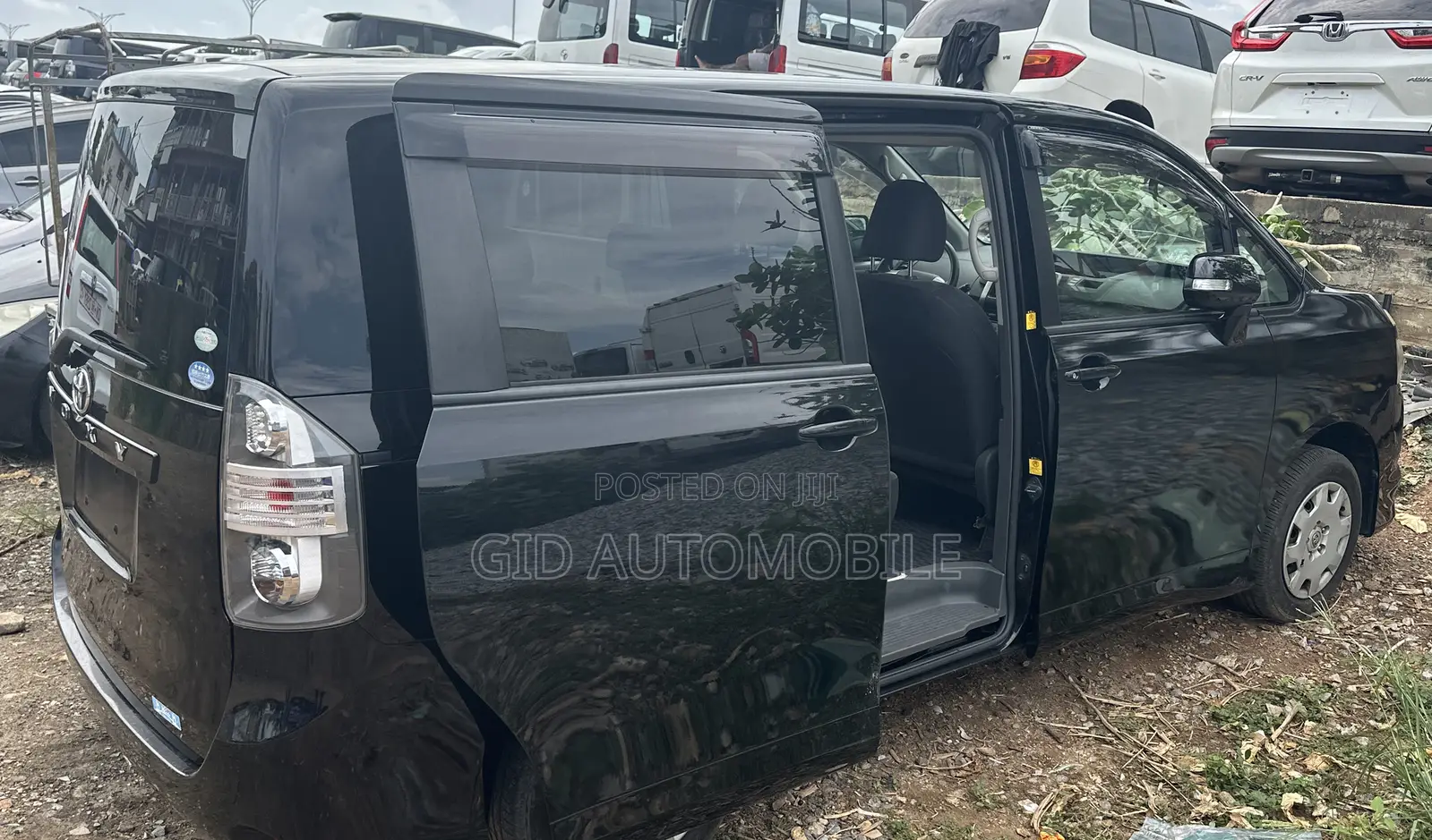 Toyota Voxy 2011 Black
