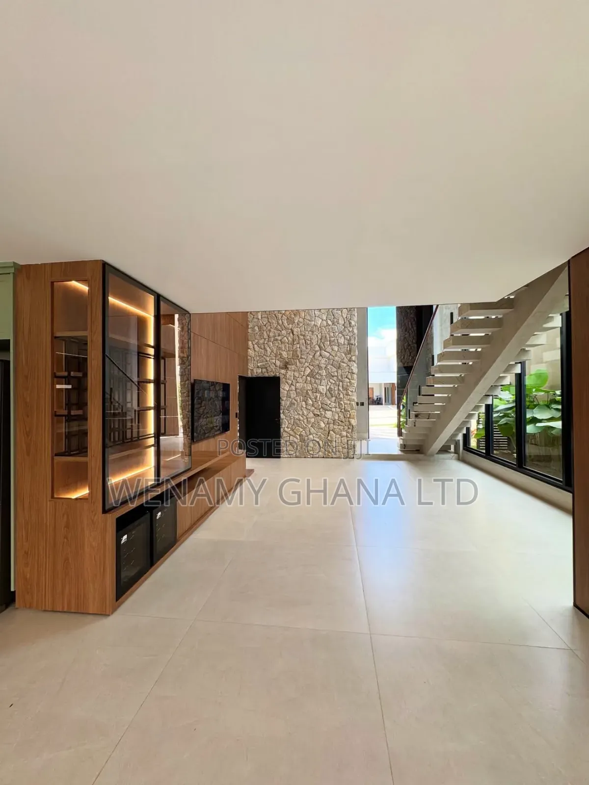 Furnished 4bdrm Duplex in Accra for sale