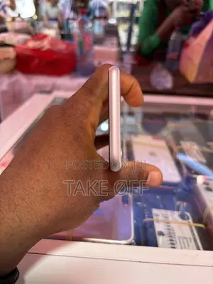 Apple iPhone SE (2020) 128 GB White