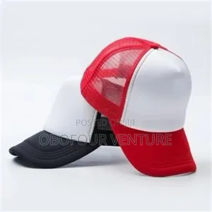 Two-Tone Trucker Cap Offers Both Comfort and Durability