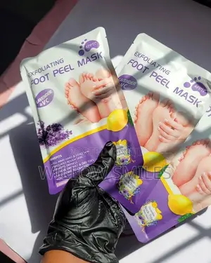 Foot Peeling Mask + Pumice Stone