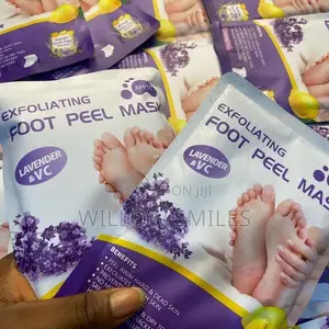 Foot Peeling Mask + Pumice Stone