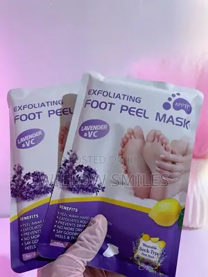 Foot Peeling Mask + Pumice Stone