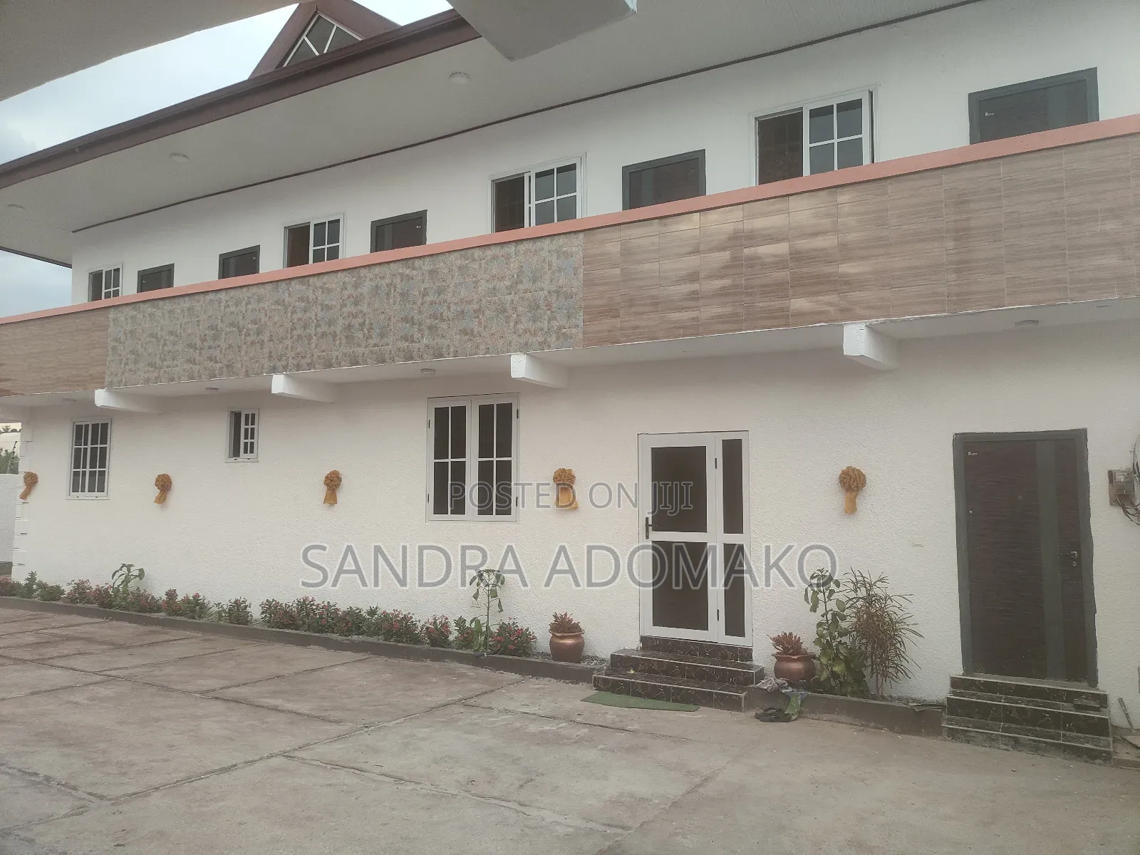 Furnished 1bdrm House in Srana'S Hotpot & Inn, Kumasi Metropolitan