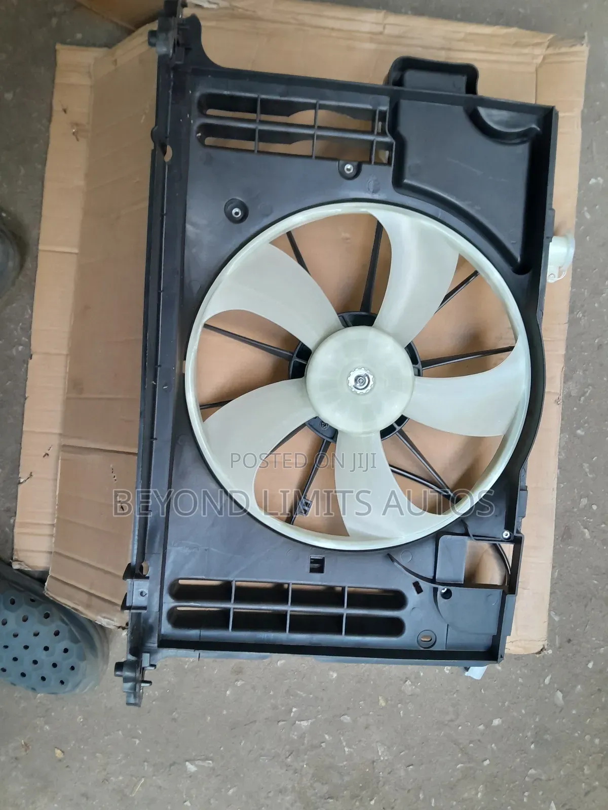 Toyota Corolla 2014,2015,2016,2017,2018,2019 Complete Fan