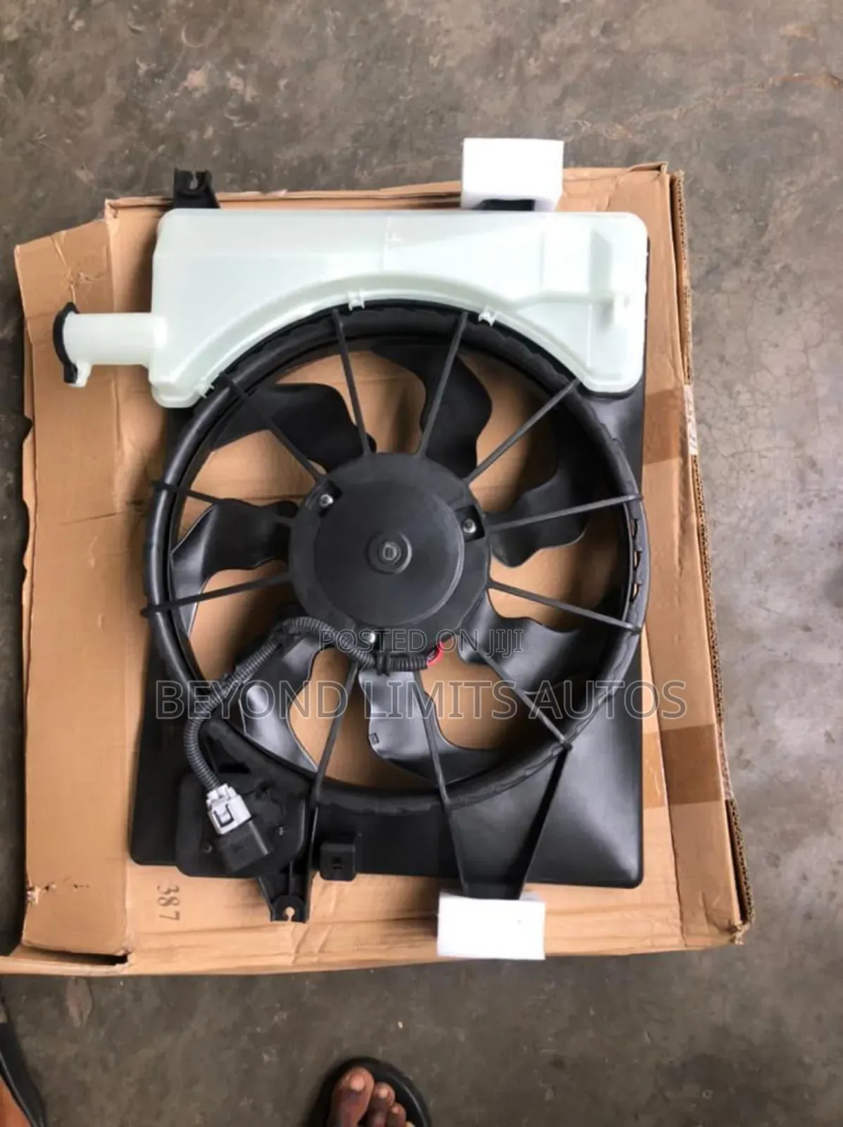 Hyundai Elantra 2014,2015,2016 Complete Radiator Fan