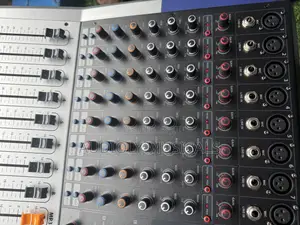 Powered-Kv- Mixer 8- Channel Yamaha