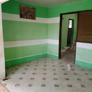 Nice Chamber and Hall With Porch
