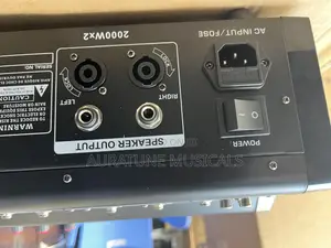Yamaha Powered Mixer 16-Channel