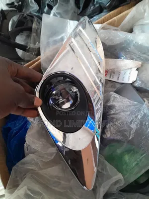 Toyota Camry Spider 2012,2013,2014 Fog Light and Cover Xle