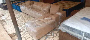Classical Kings Sofa 🛋Available As Seen 💯💯💯😍😍😍. Free