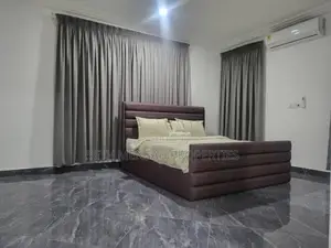 5bdrm House in Airport Residential Area for rent