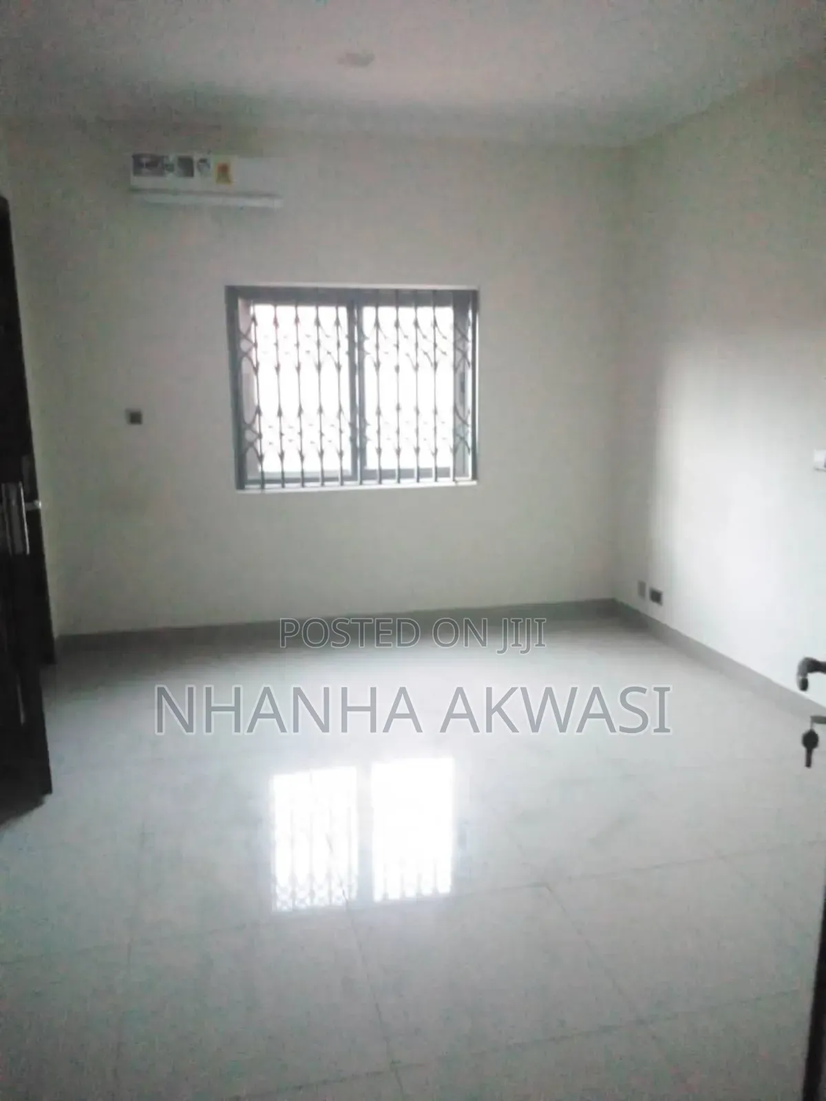 6bdrm House in Sakumono Community13, Tema Metropolitan for sale