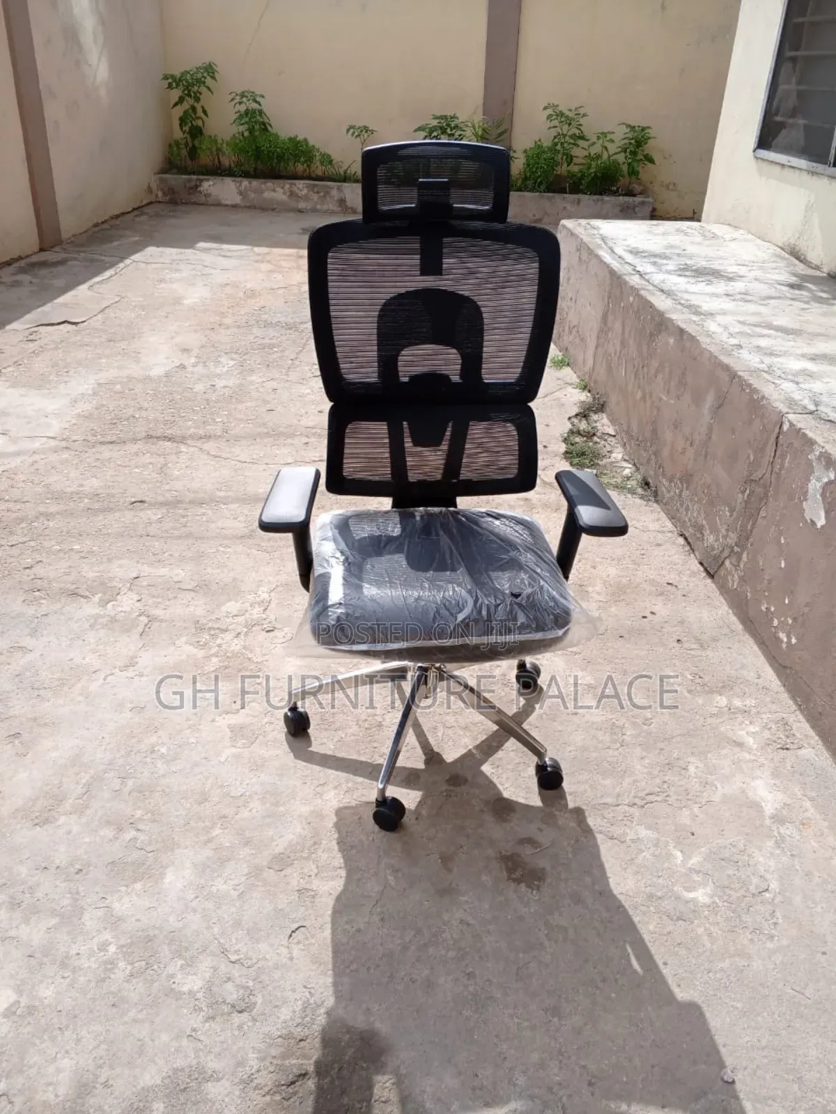 Swevil Chair For Office