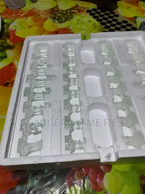 Standard Size Classic Glass Chess Board (13*13 Inches)
