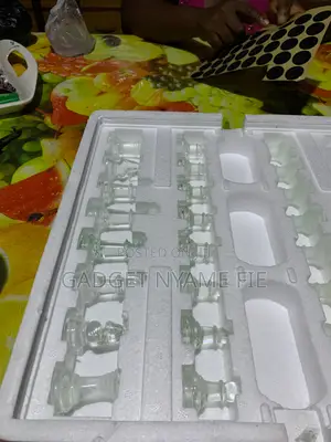 Standard Size Classic Glass Chess Board (13*13 Inches)