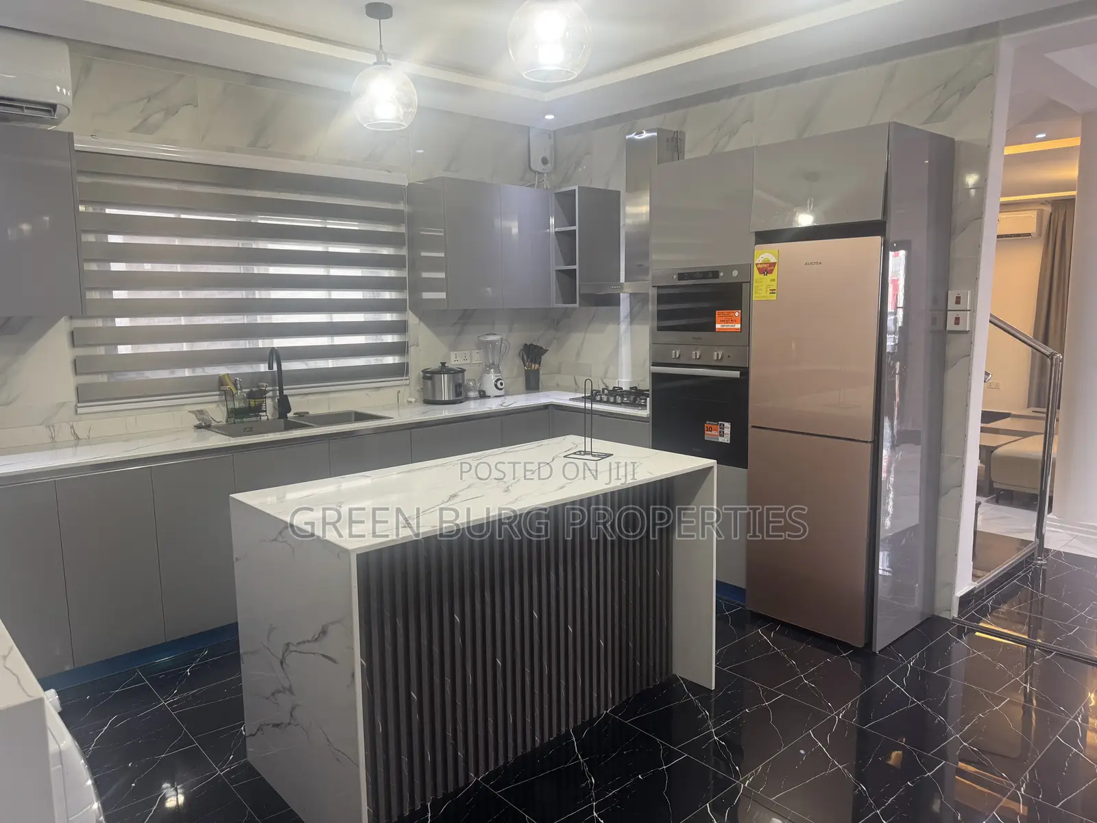 Furnished 4bdrm Townhouse / Terrace in Green, East Legon for rent