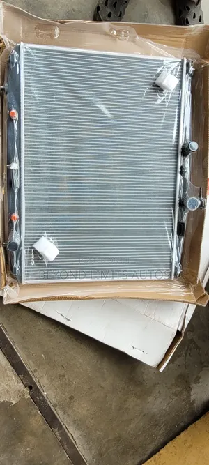Highlander 2014,2015,2016,2017,2018,2019 Radiator/Water Tank
