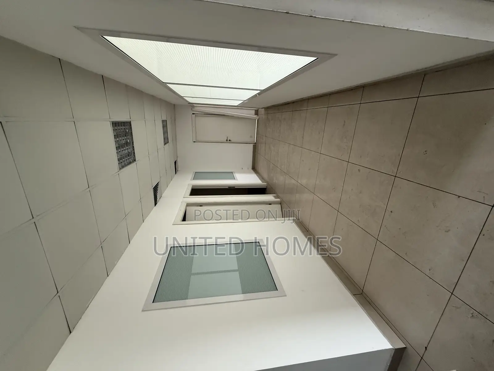 360 Square Meters Office for Rent at Ridge