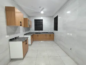 3bdrm Apartment in American House, East Legon for rent