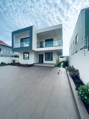 4bdrm House in Green, East Legon for sale