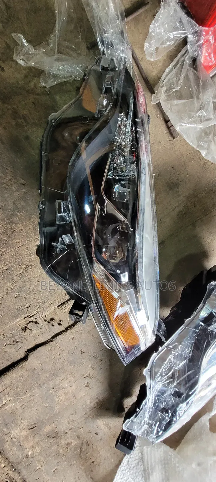 Toyota Corolla 2017,2018,2019 Headlight/Headlamp