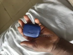 JBL Ear Buds Tune 230nc