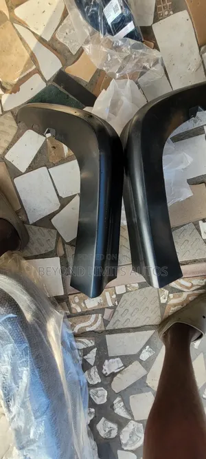 Toyota Corolla 2005,2006,2007,2008 Back Bumper Spoiler