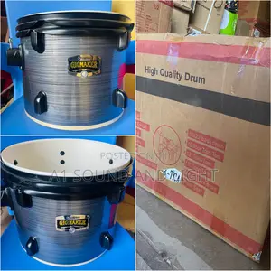 Yamaha Gigmaker 5pcs Drum Set - [Laser Grey]