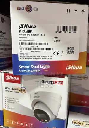 Dahua Ip 4mp Dual Light Focal Eyeball Audio Hdw1439v-a-Il