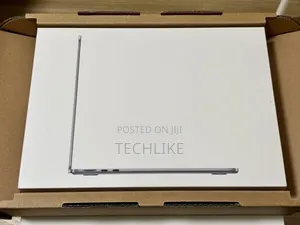 New Laptop Apple MacBook Air 2025 M4 13-inch 16GB Apple M4 SSD 256GB
