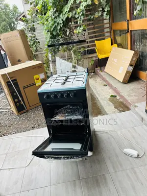 Brand New Midea (4burner ) Oven