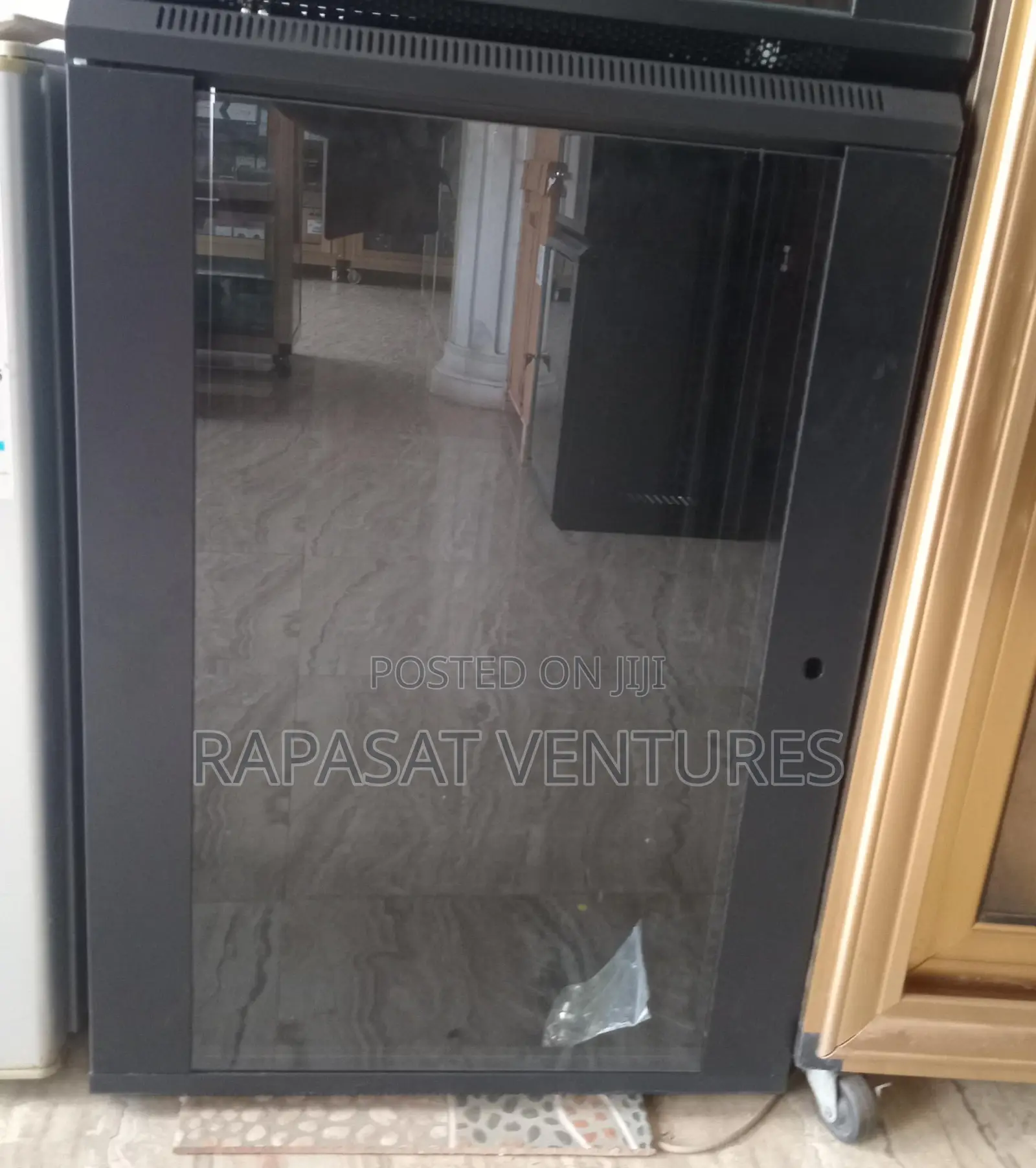 Network Rack Cabinet 18u (600*400mm)