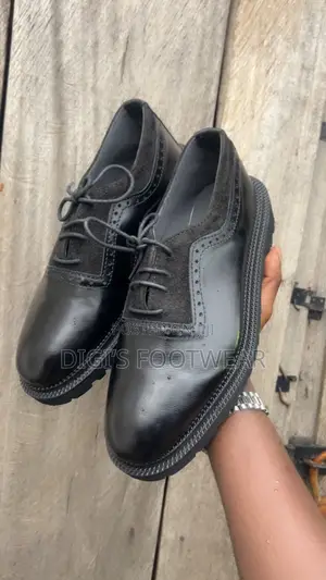 Black High Quality Leather Platform Shoe