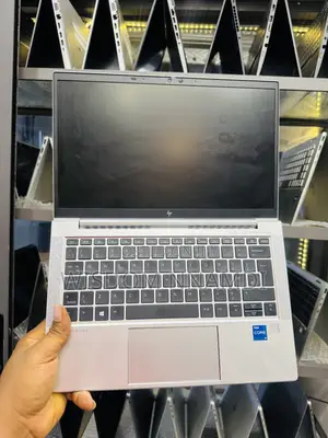 Laptop HP EliteBook 830 G8 16GB Intel Core i5 SSD 512GB