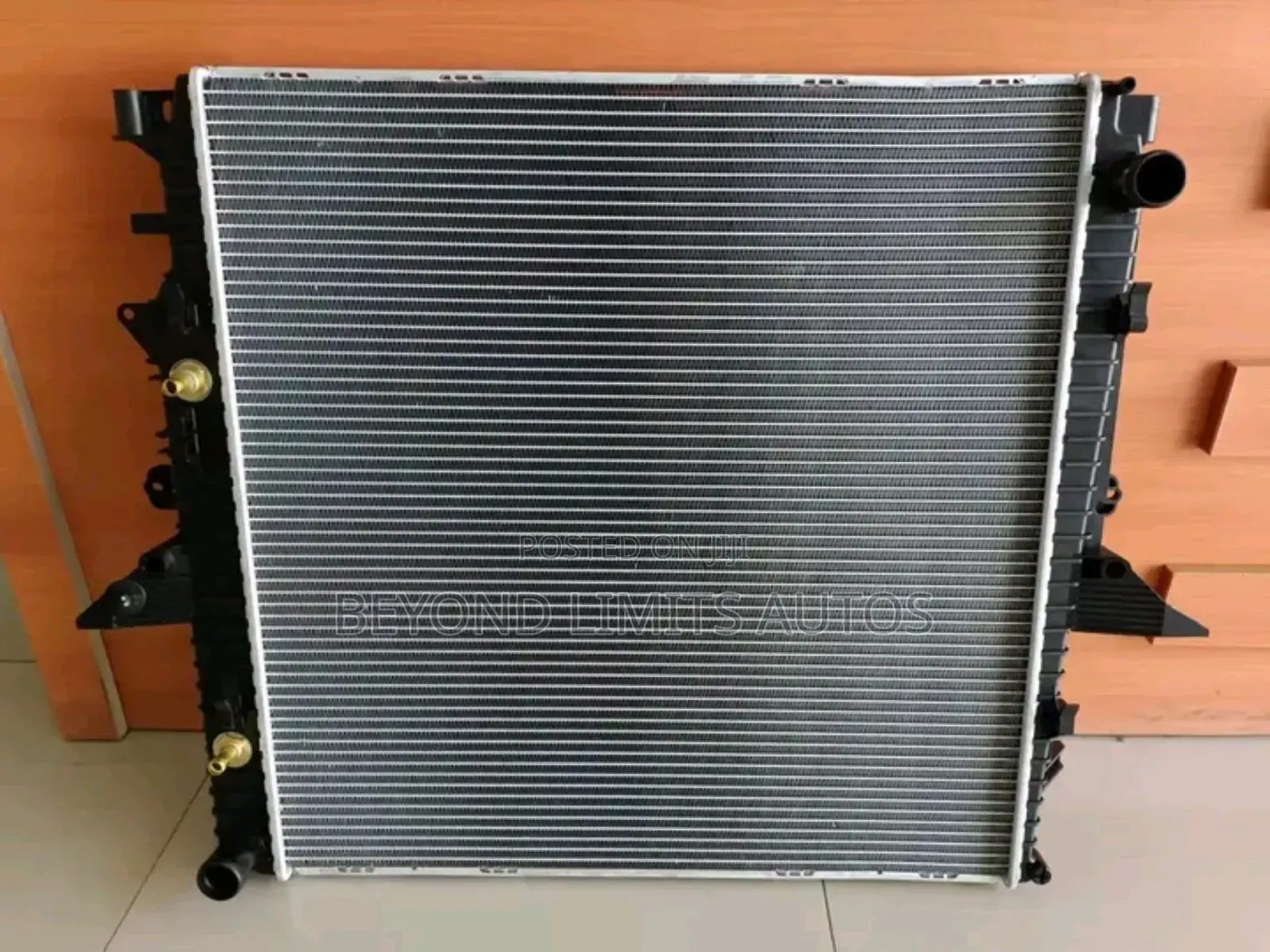 Land Rover Range Rover Sport/Velar Radiator/Water Tank